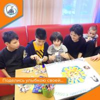Поделись улыбкою своей...